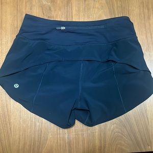 Lululemon Michigan speed up shorts 4in